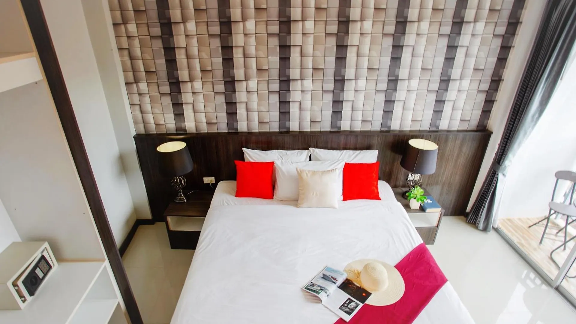 ***  Ko Lanta Hotels And Working Space Tayland