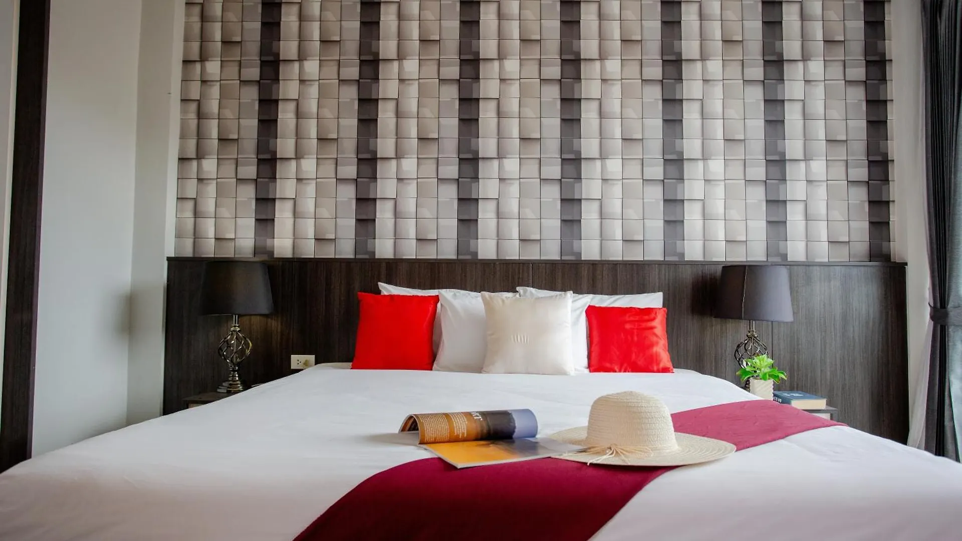 Ko Lanta Hotels And Working Space  Ko Lanta